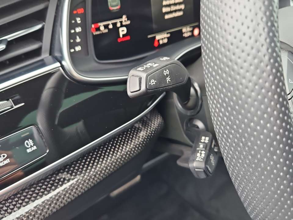 Audi SQ8 - Imagem 16