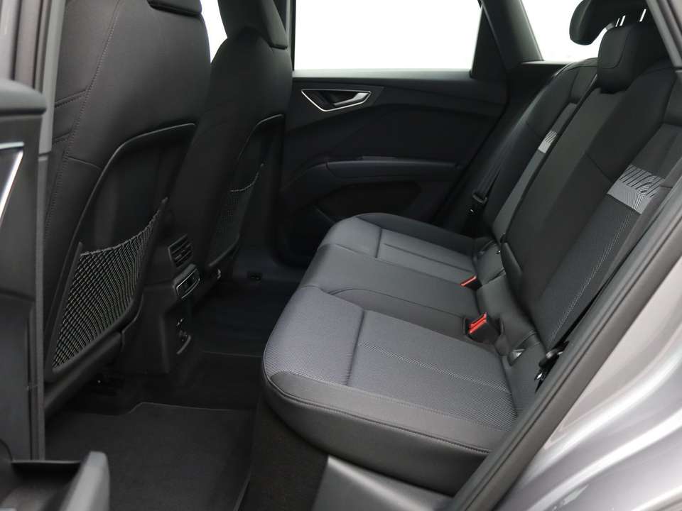 Audi Q4 e-tron - Imagem 12