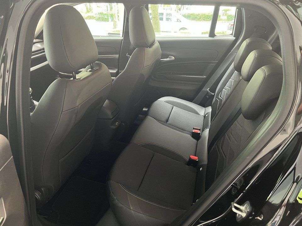 Jeep Avenger - Imagem 8