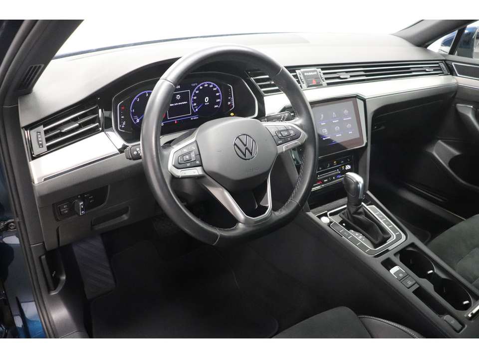 Volkswagen Passat Variant - Imagem 12
