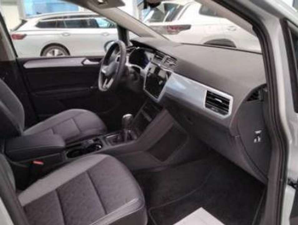 Volkswagen Touran - Imagem 5