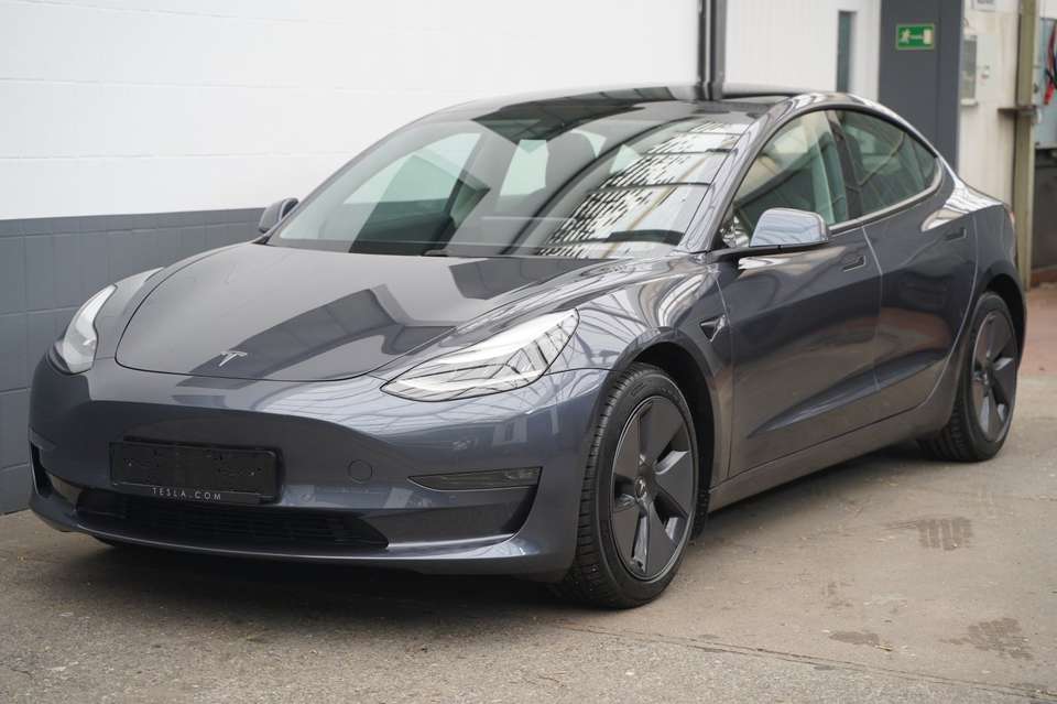 Tesla Model 3 - Imagem 3