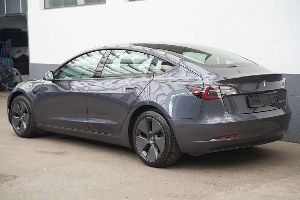 Tesla Model 3 - Imagem 5