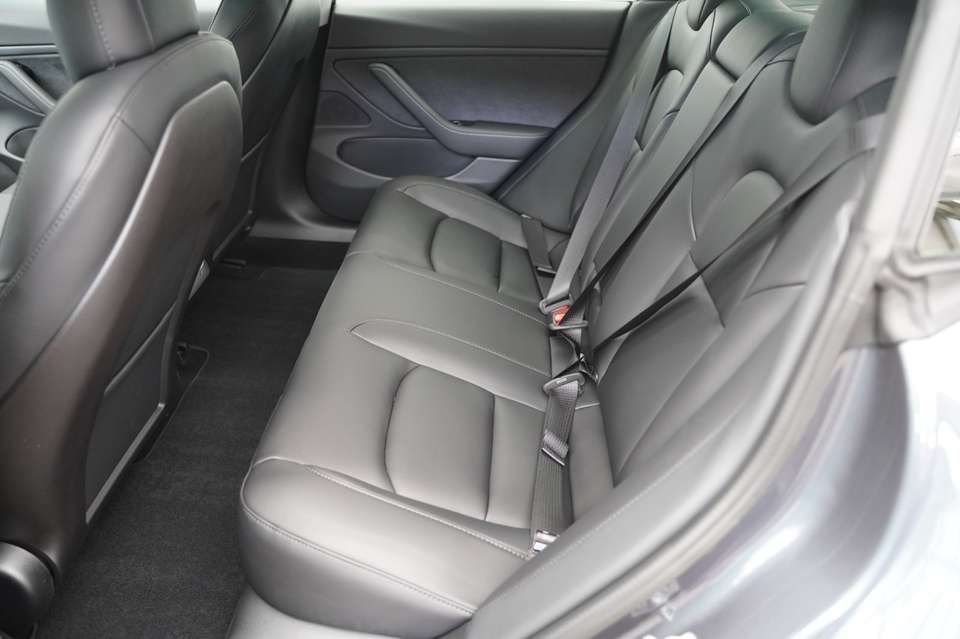 Tesla Model 3 - Imagem 5