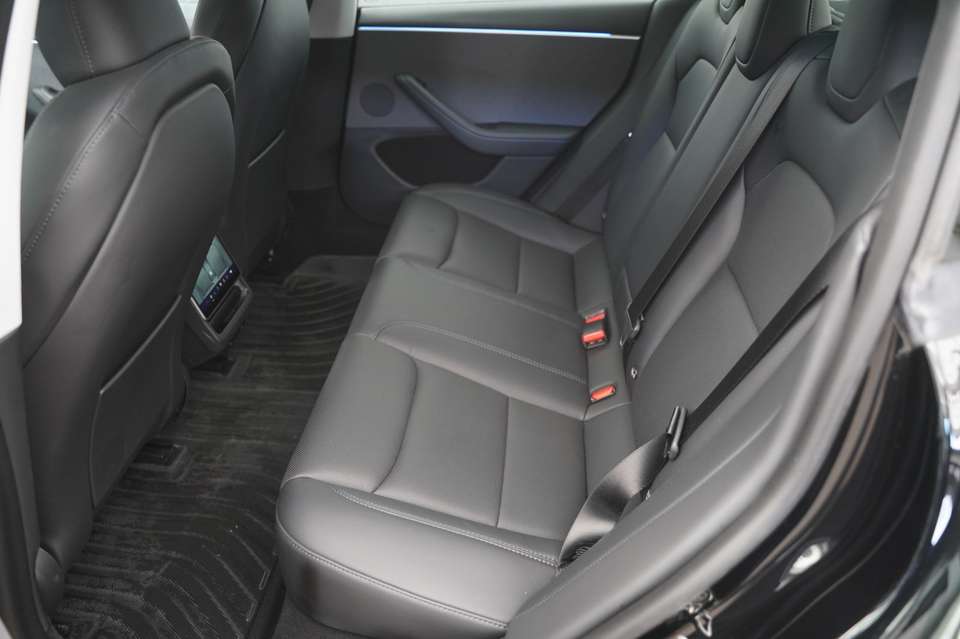 Tesla Model 3 - Imagem 8