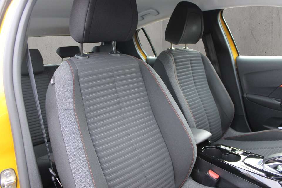 Peugeot e-208 - Imagem 9