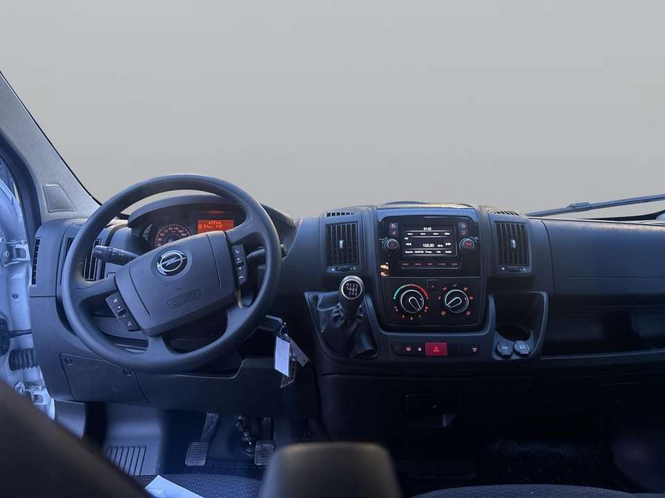 Opel Movano - Imagem 11