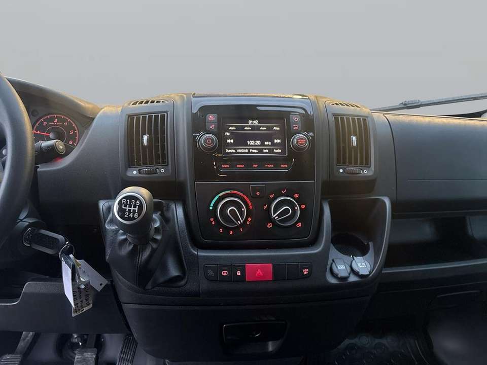 Opel Movano - Imagem 13