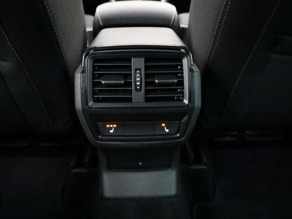 Skoda Karoq - Imagem 8