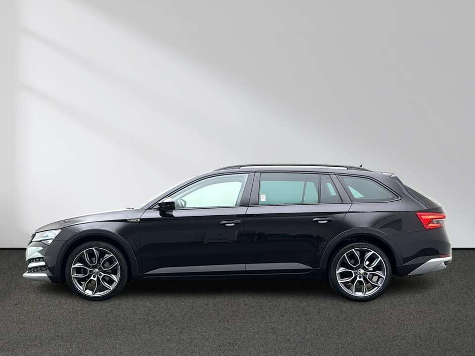 Skoda Superb - Imagem 2