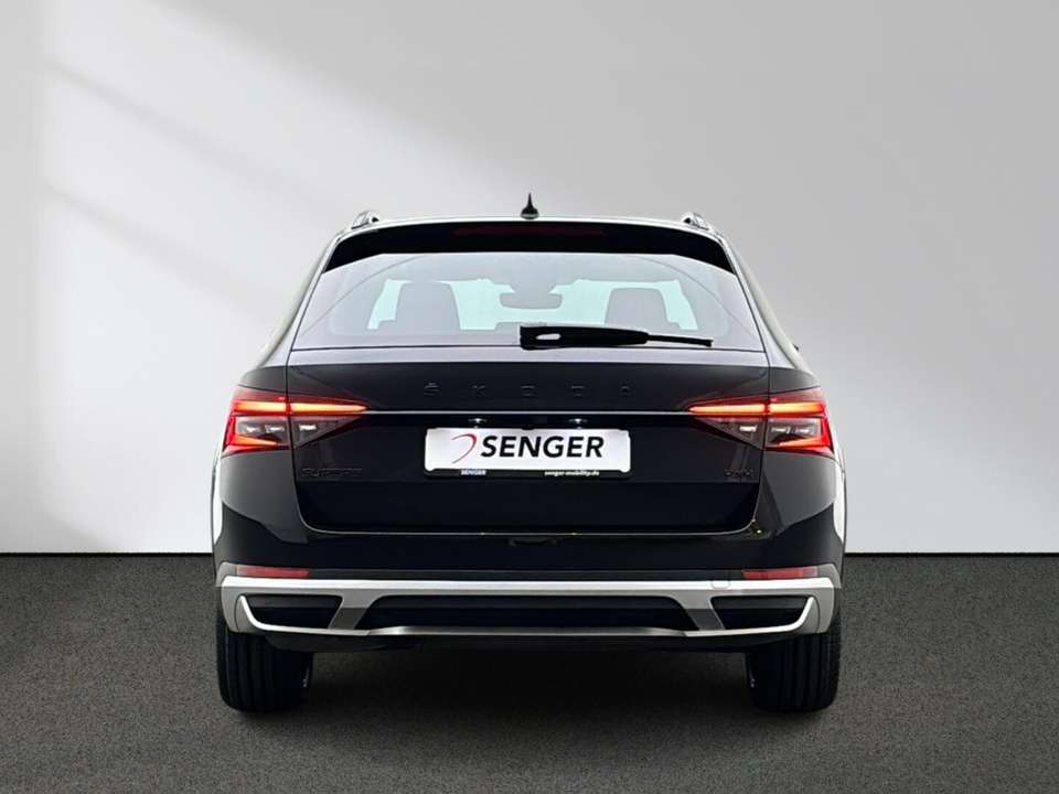 Skoda Superb - Imagem 5