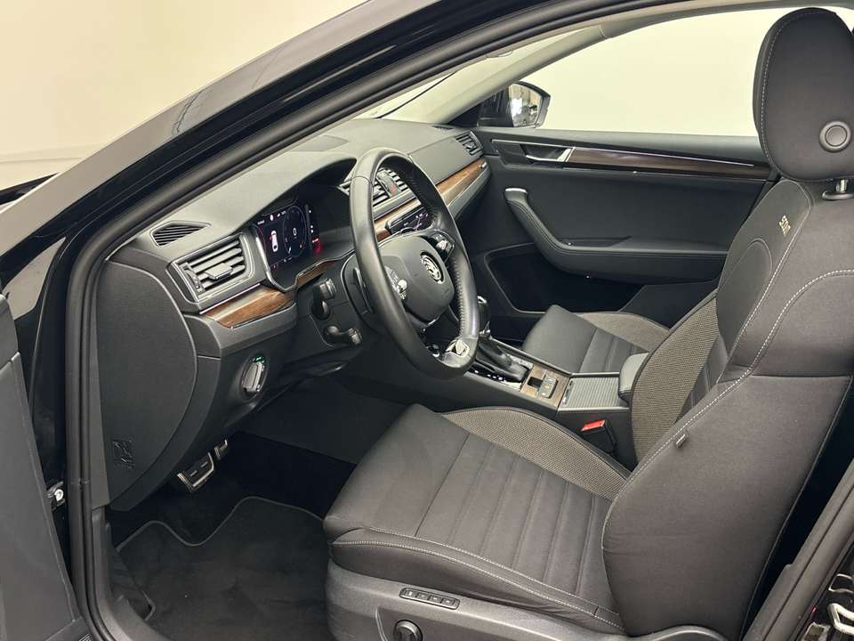 Skoda Superb - Imagem 9