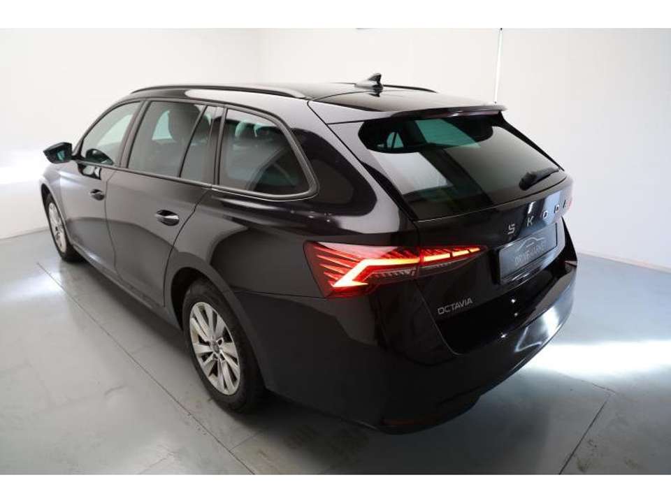 Skoda Octavia - Imagem 3
