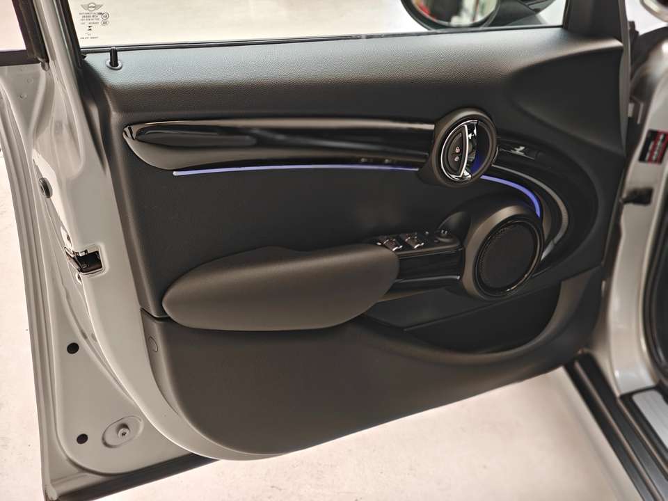 MINI Cooper - Imagem 10