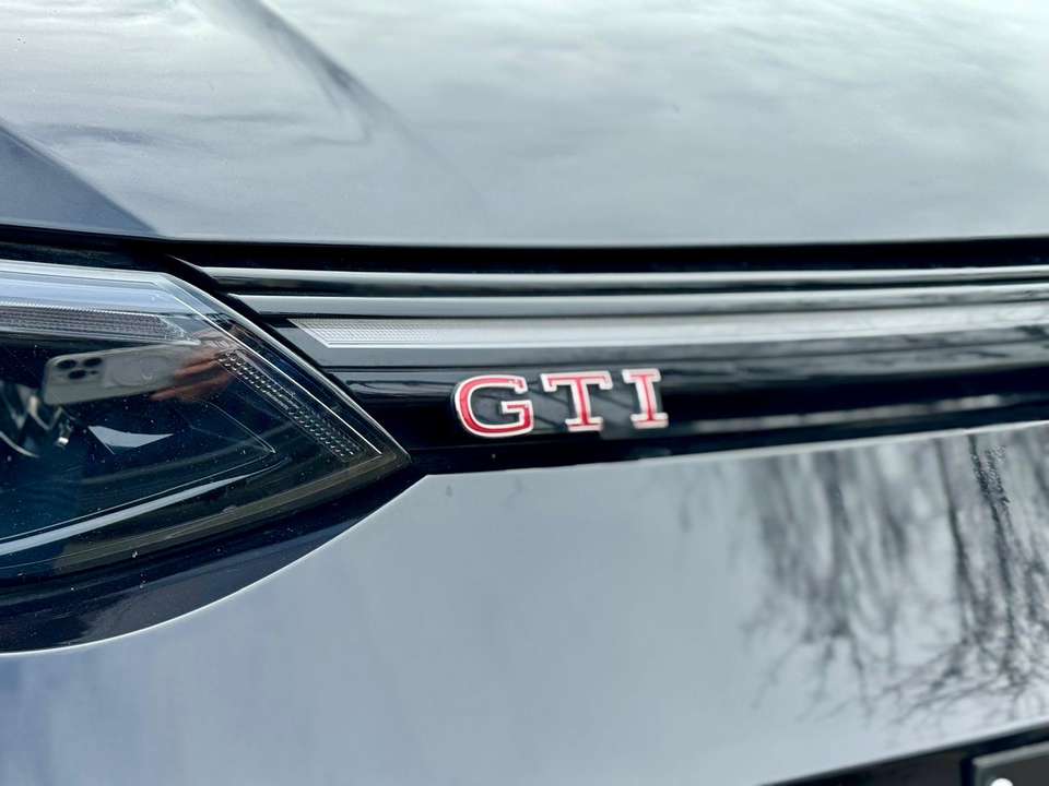 Volkswagen Golf GTI - Imagem 7