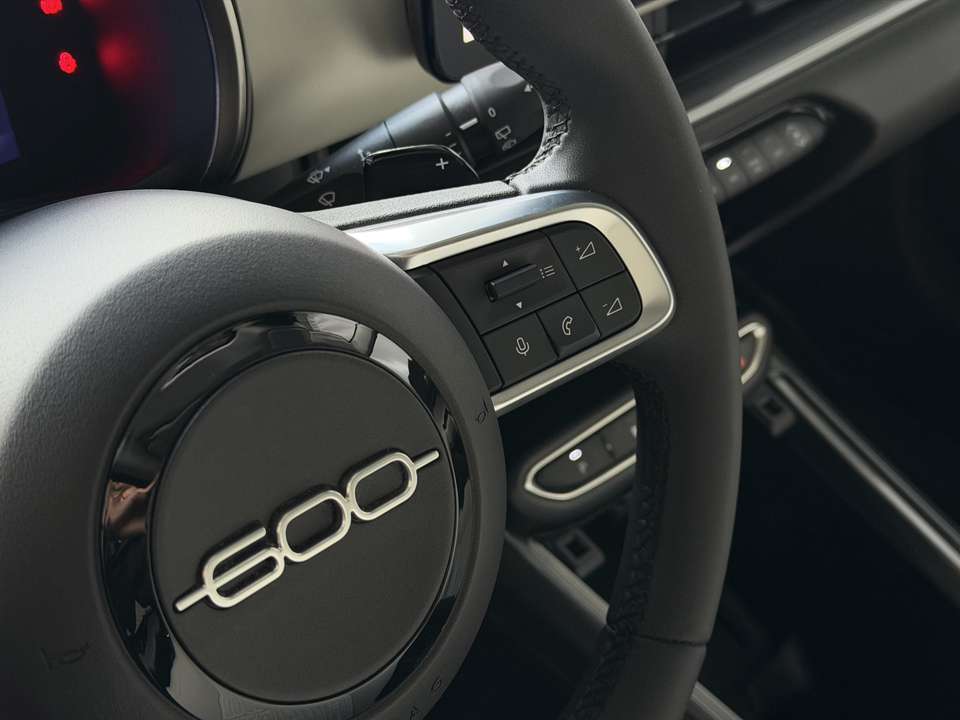 Fiat 600 - Imagem 10