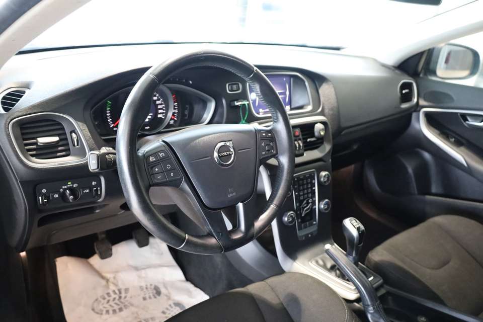 Volvo V40 - Imagem 14