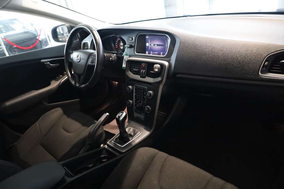 Volvo V40 - Imagem 15