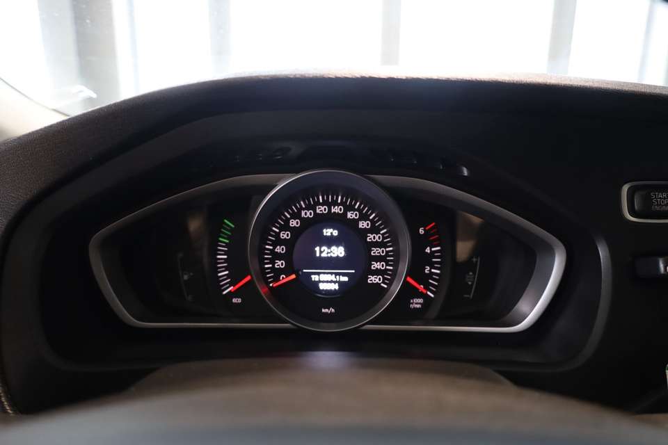 Volvo V40 - Imagem 17