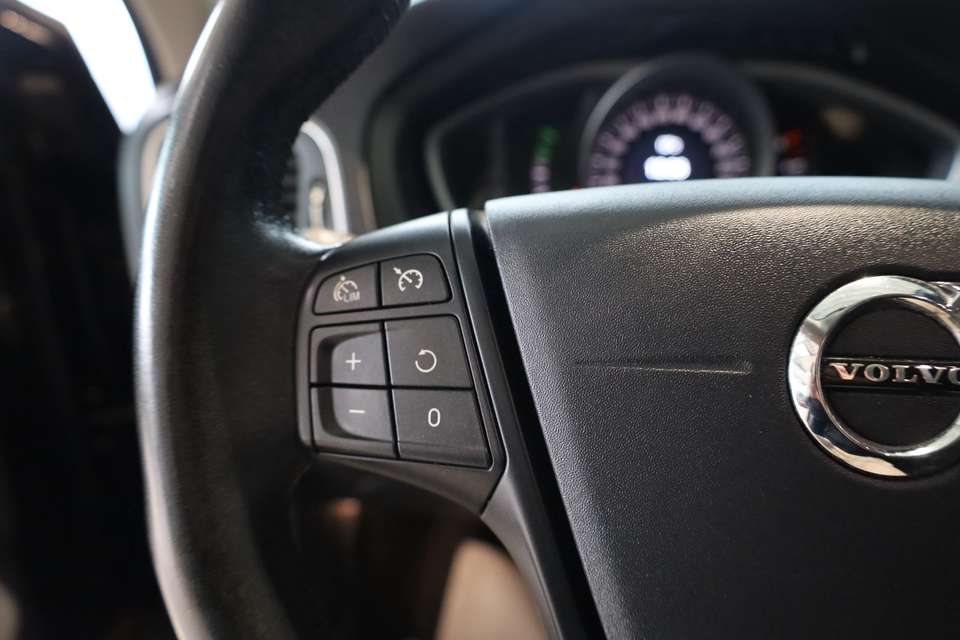 Volvo V40 - Imagem 19