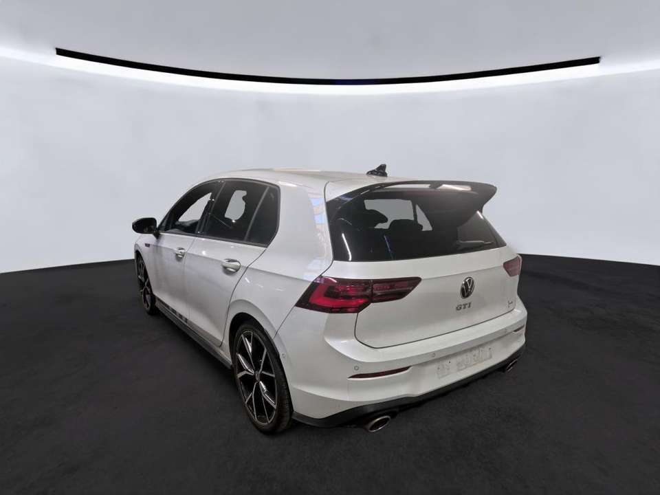 Volkswagen Golf - Imagem 8