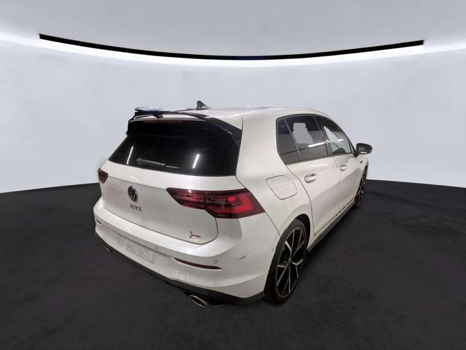 Volkswagen Golf - Imagem 9