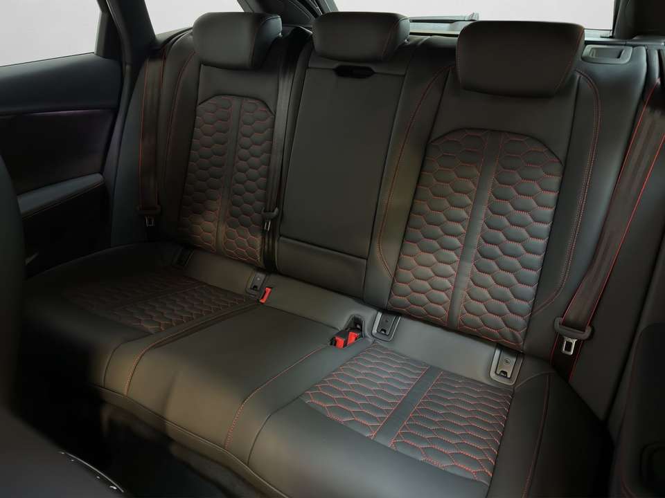 Audi RS4 - Imagem 14