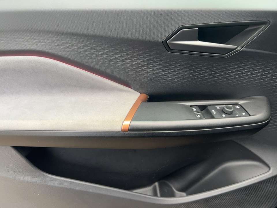 CUPRA Born - Imagem 12