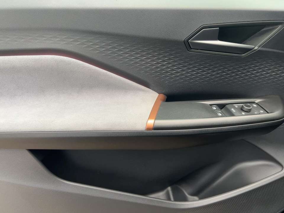 CUPRA Born - Imagem 13