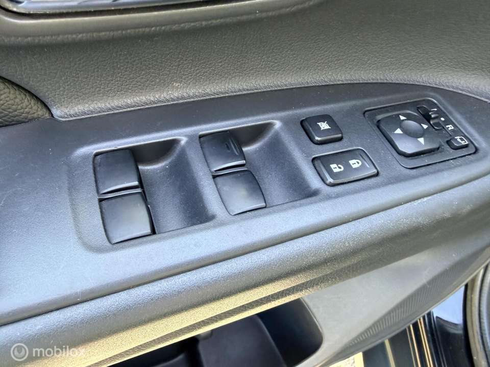 Mitsubishi Outlander - Imagem 14