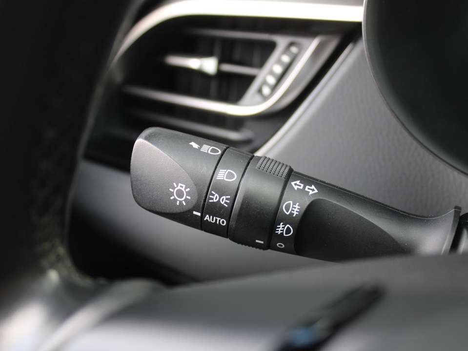 Toyota C-HR - Imagem 10