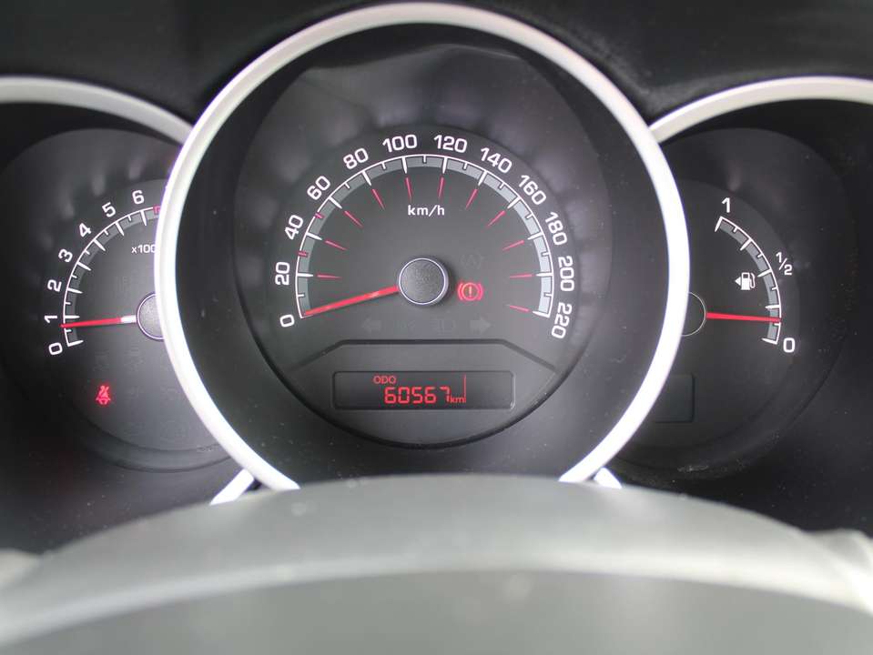 Kia Venga - Imagem 12