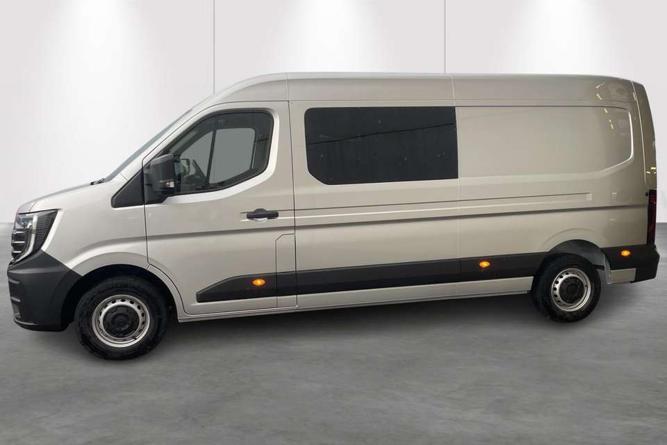 Nissan Interstar - Imagem 2