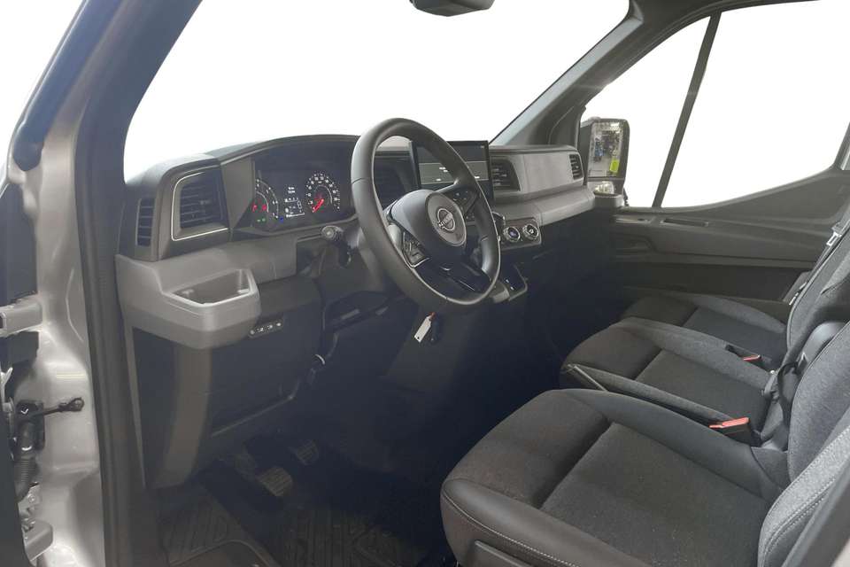 Nissan Interstar - Imagem 6