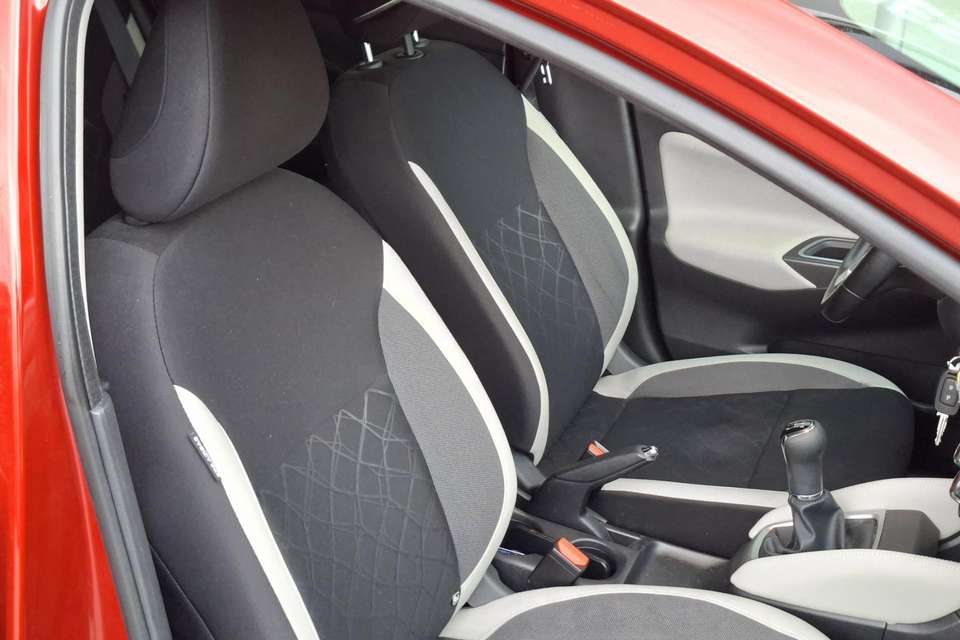 Nissan Micra - Imagem 11