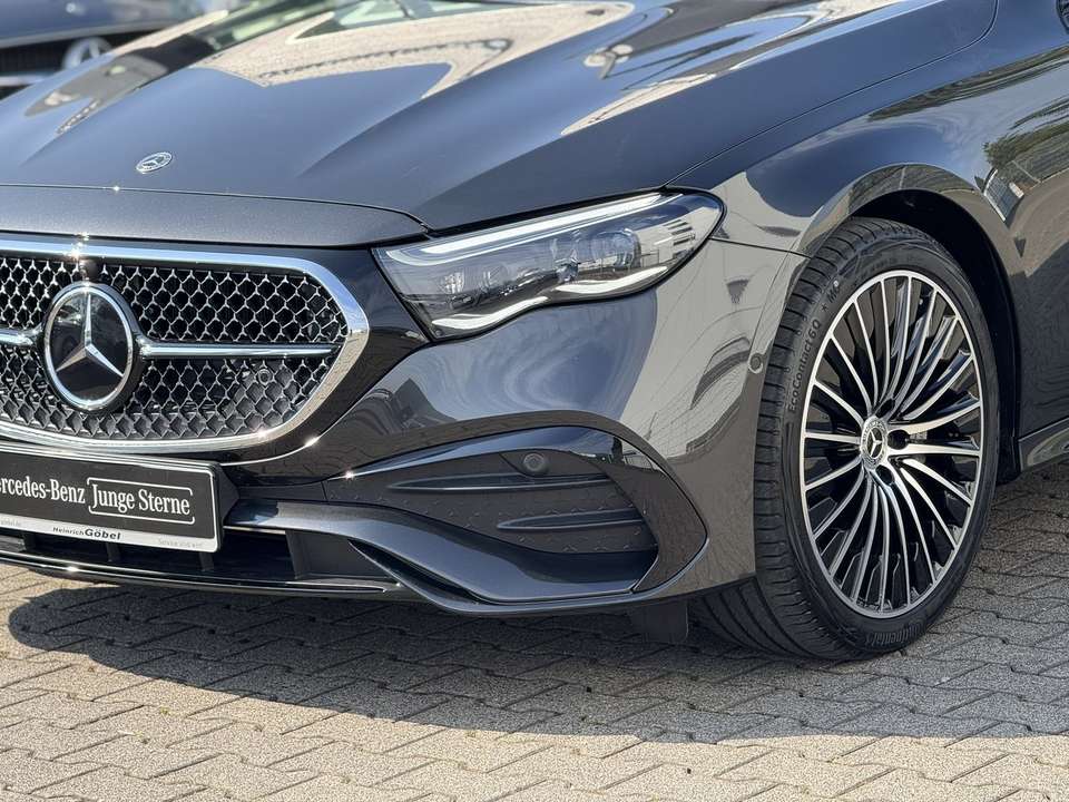 Mercedes-Benz E 220 - Imagem 8