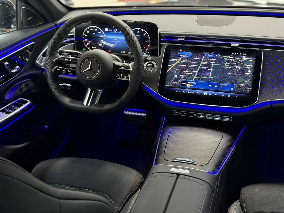 Mercedes-Benz E 220 - Imagem 15