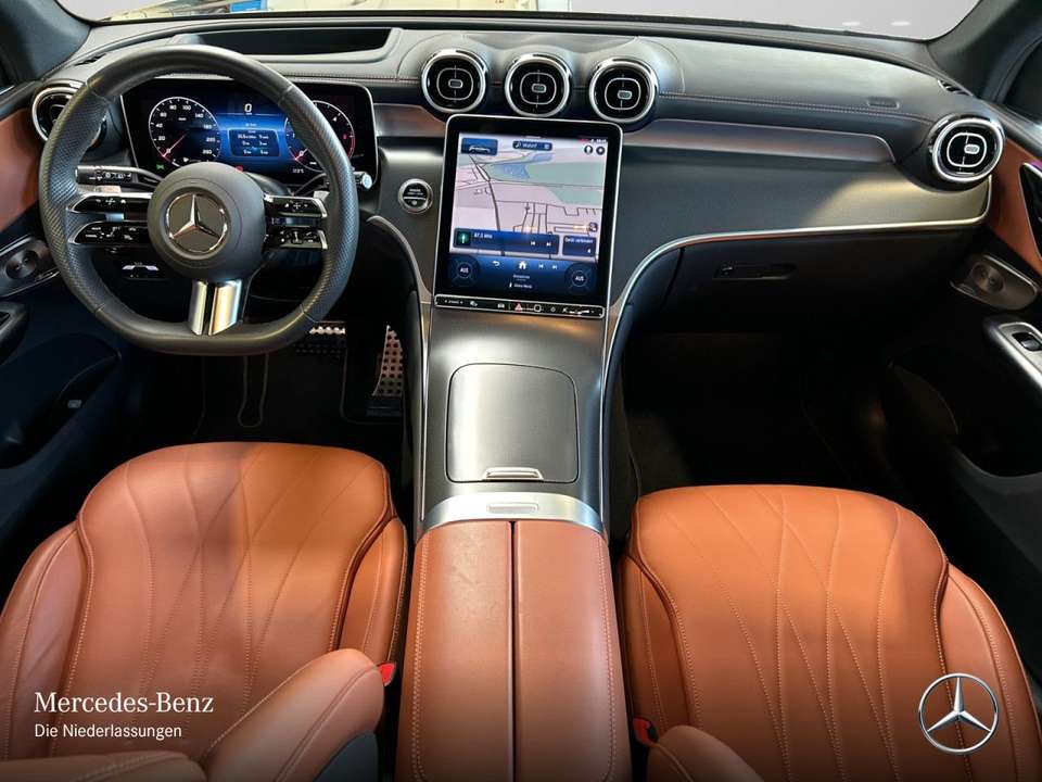 Mercedes-Benz GLC 300 - Imagem 13