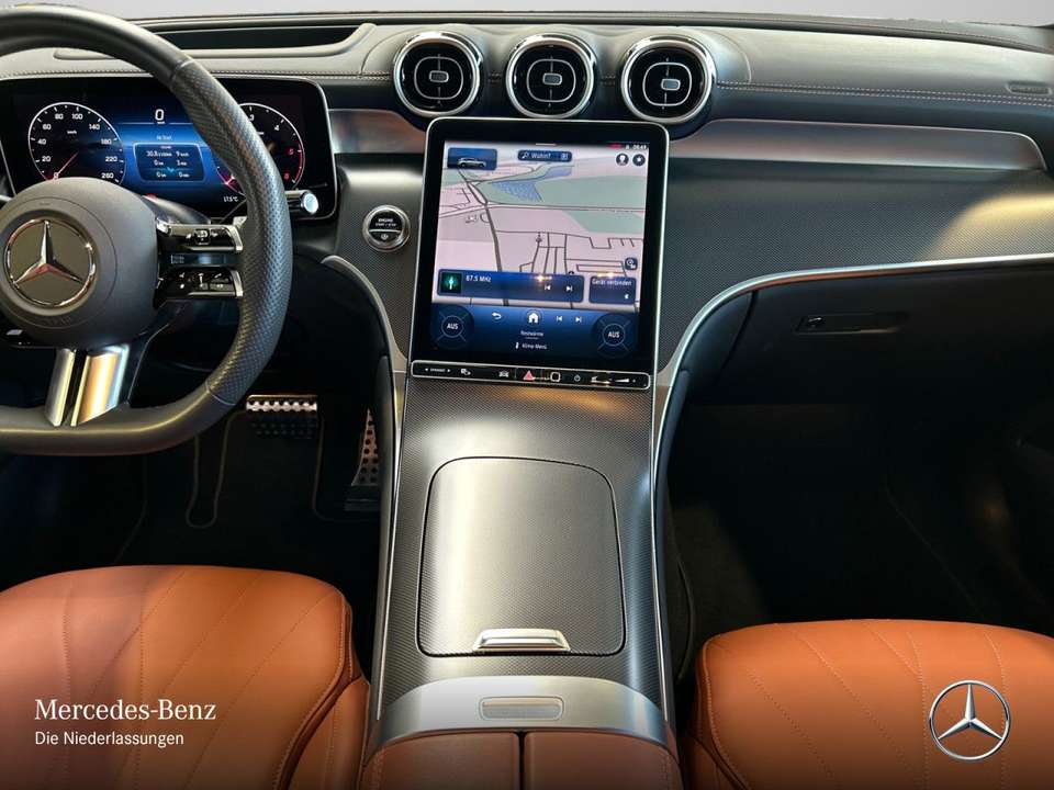 Mercedes-Benz GLC 300 - Imagem 15