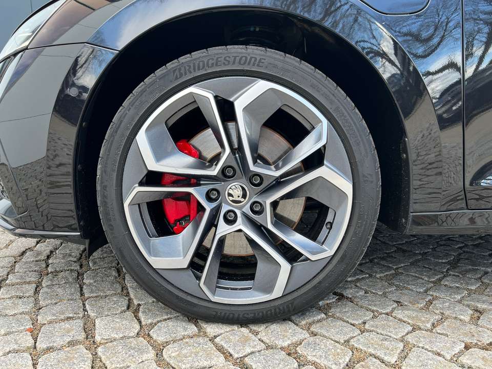 Skoda Octavia - Imagem 5