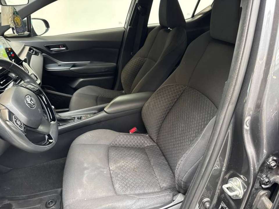 Toyota C-HR - Imagem 9