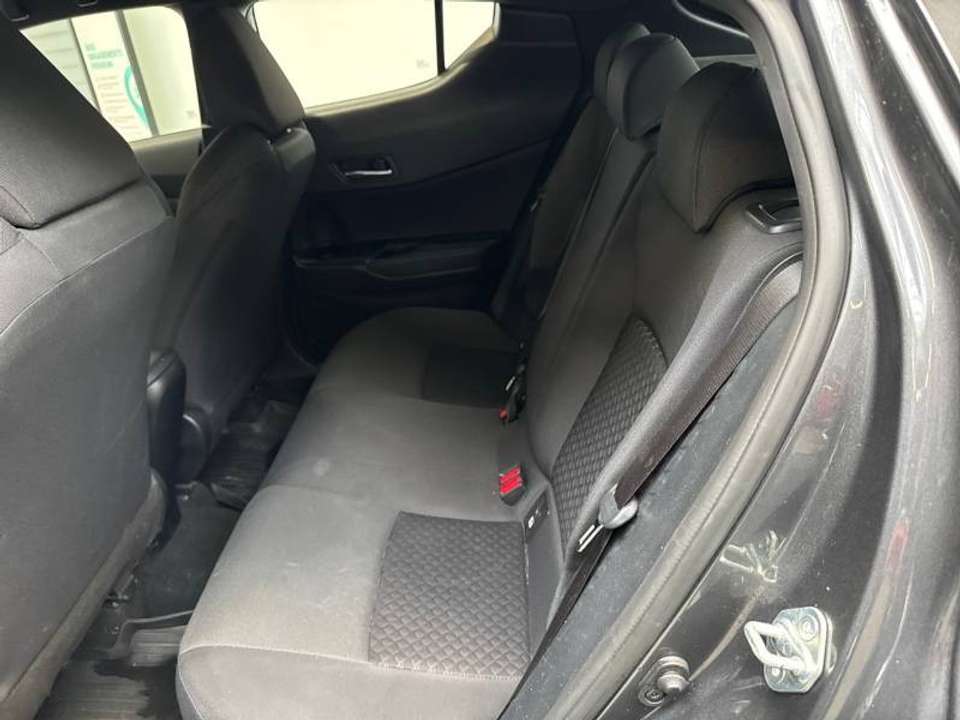 Toyota C-HR - Imagem 10