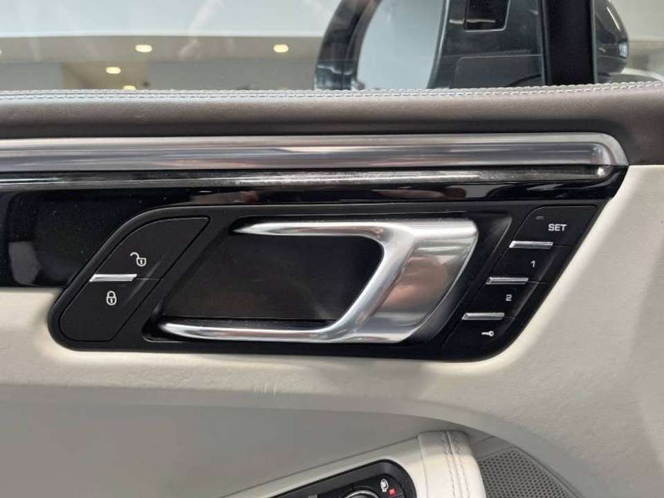 Porsche Macan - Imagem 12