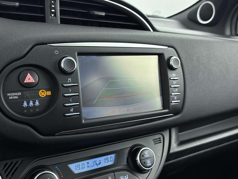 Toyota Yaris - Imagem 12