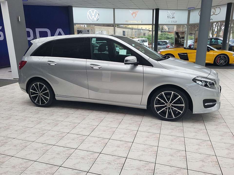 Mercedes-Benz B 250 - Imagem 5