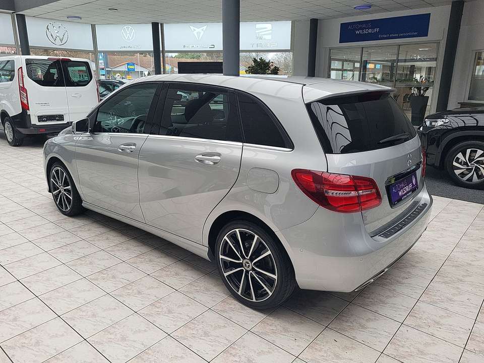 Mercedes-Benz B 250 - Imagem 9