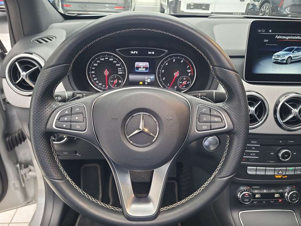 Mercedes-Benz B 250 - Imagem 15