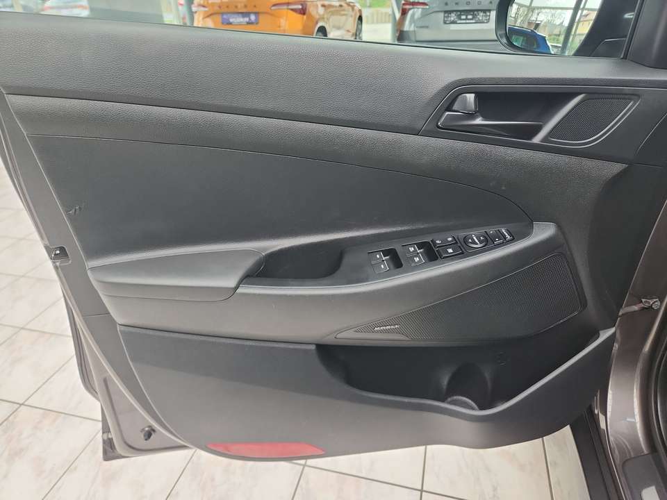 Hyundai TUCSON - Imagem 13