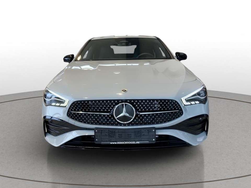 Mercedes-Benz CLA 200 - Imagem 3
