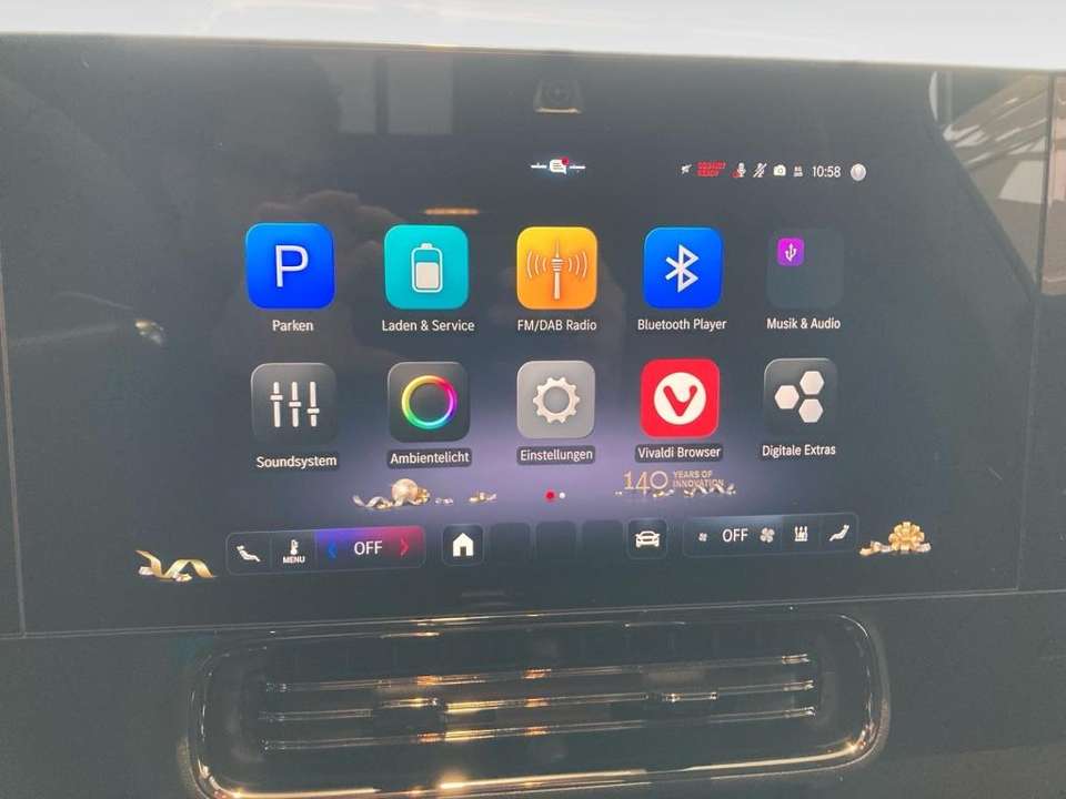 Mercedes-Benz CLA 200 - Imagem 13